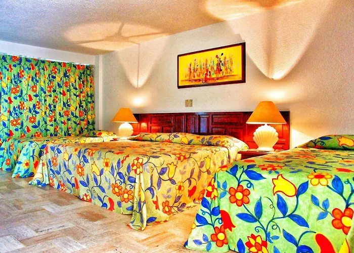 Sands Acapulco Hotel & Bungalows