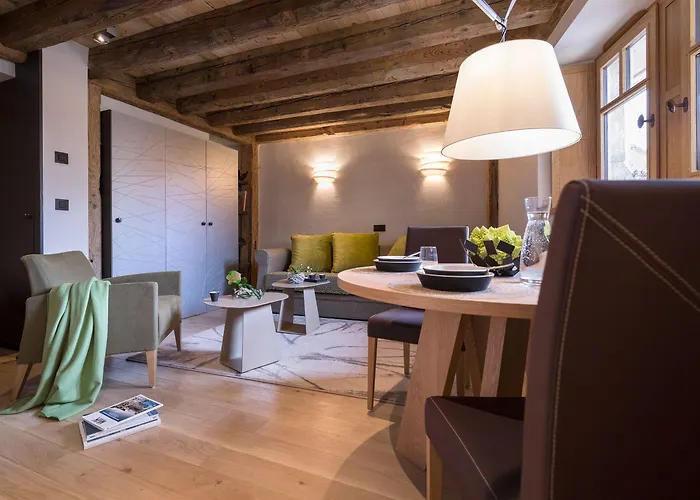 Les Loges Annecy Vieille Ville