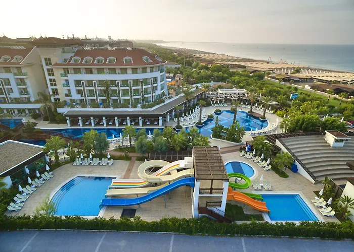 Ping Pong hotel: Sunis Evren Beach Resort Hotel & Spa