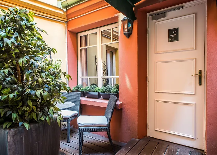 Hôtel bon marché: Hôtel Jardin Le Bréa