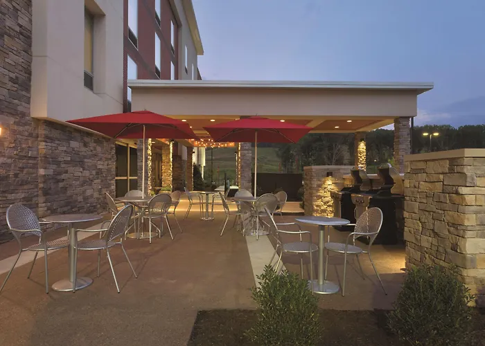 Hotel: Home2Suites Pittsburgh Cranberry