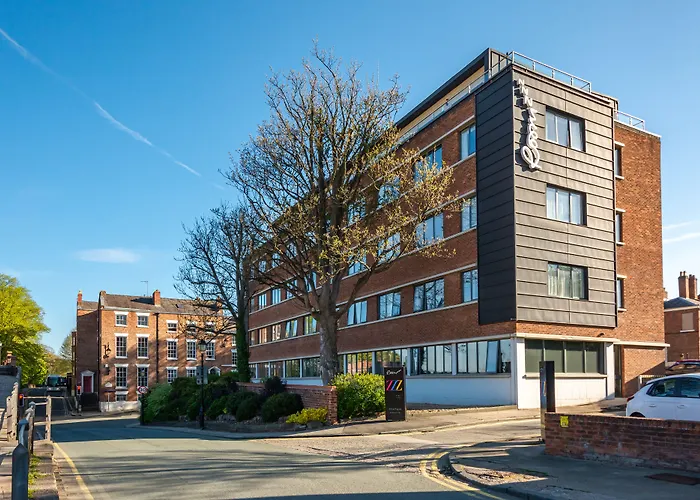 Roomzzz Chester City