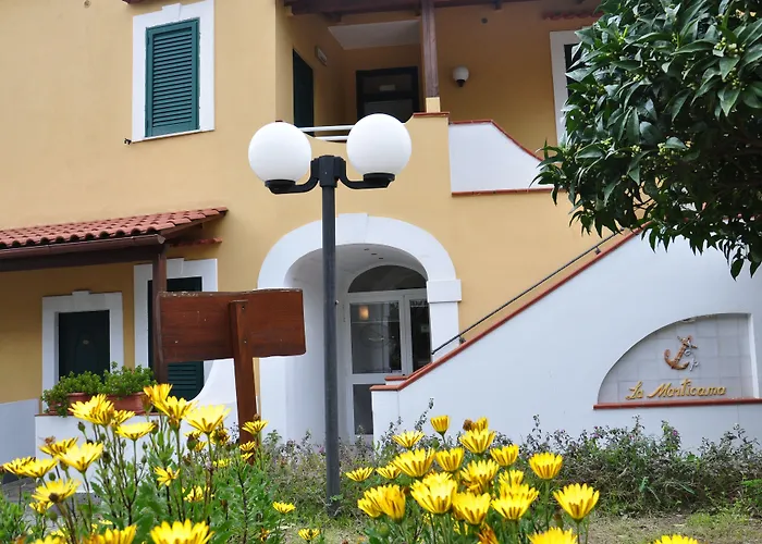 Hotel with Tennis: Hotel La Marticana