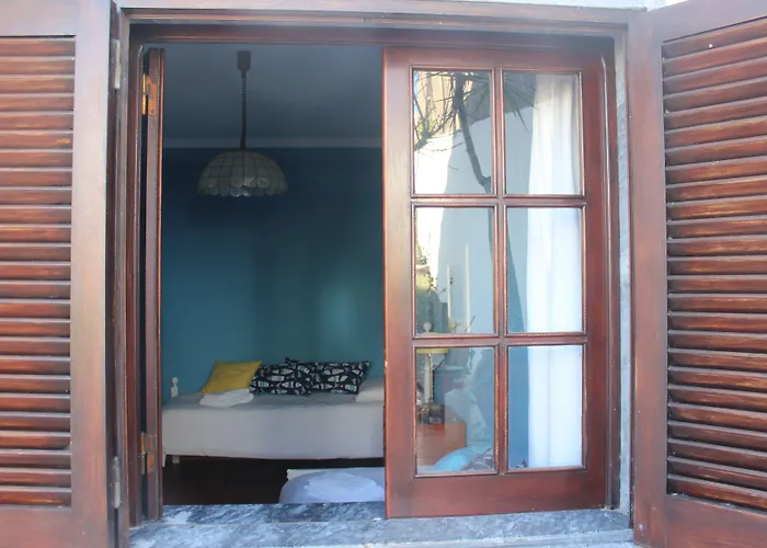 Chill Hill & Private Rooms - Peach Garden