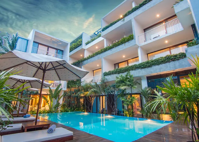 Hotels With Four Stars Apsara Residence