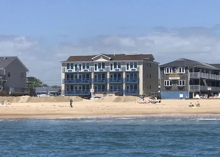 Motel: Misquamicut Beach Front Inn