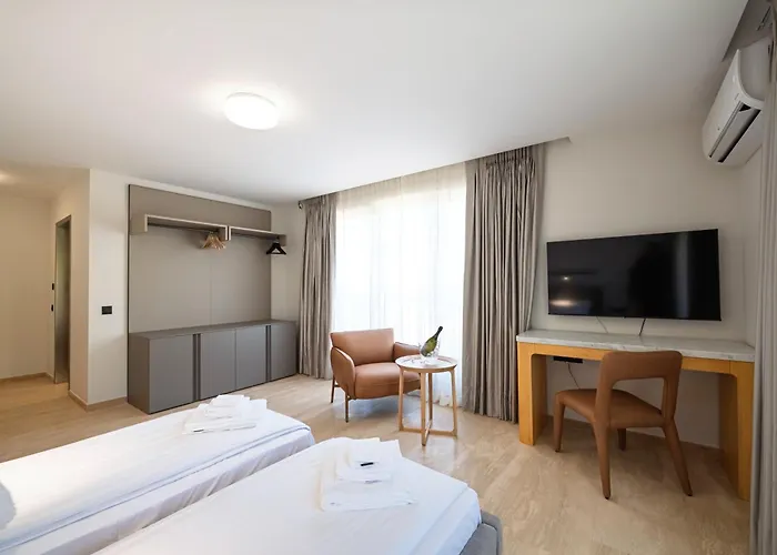 Nik Palas Luxury Residence