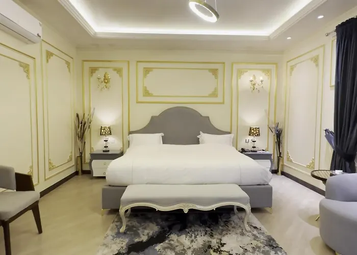 Le Aura Grand - Luxury Smart Hotel In Lahore By Urban Homes