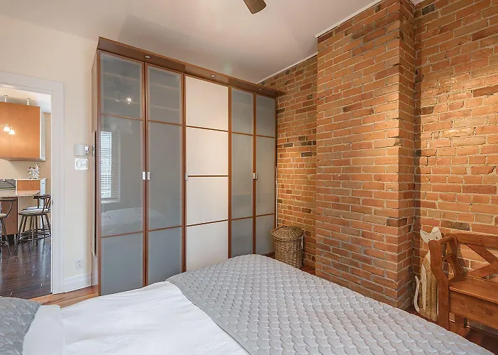 Apartment Et Studio Montreal