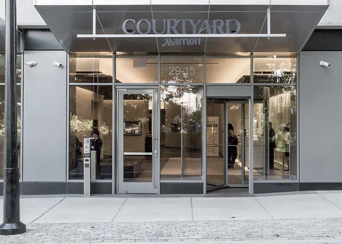 Hotel de 3 estrellas: Courtyard By Marriott Long Island City/New York Manhattan View