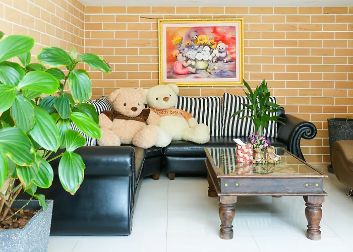 Hotel with view: Little Bear'S Home