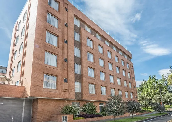 Apartamentos Plaza Suites