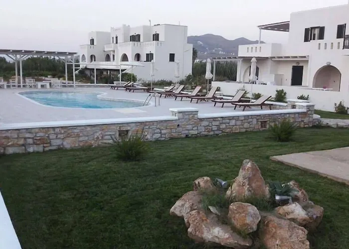 Iphimedeia Luxury Hotel & Suites