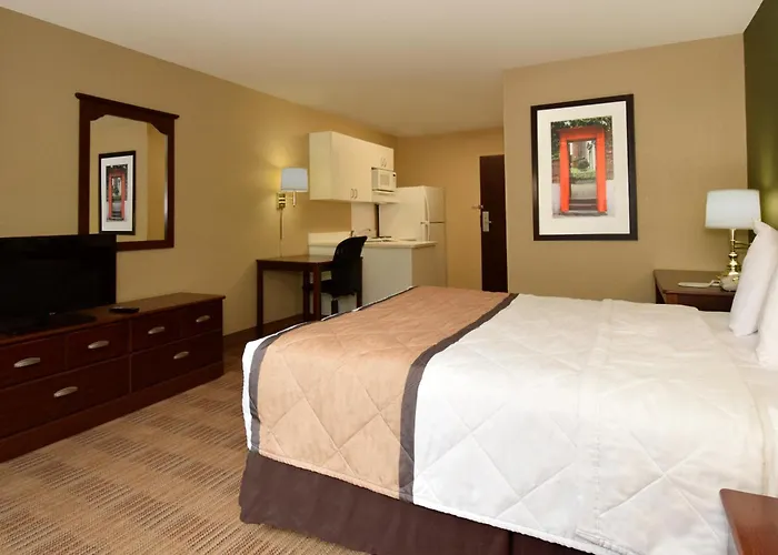 Extended Stay America 696