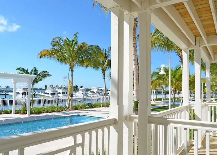 Pet Friendly hotel: Oceans Edge Key West