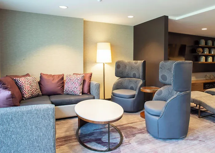 3 star hotels Courtyard By Marriott New York Queens/Fresh Meadows
