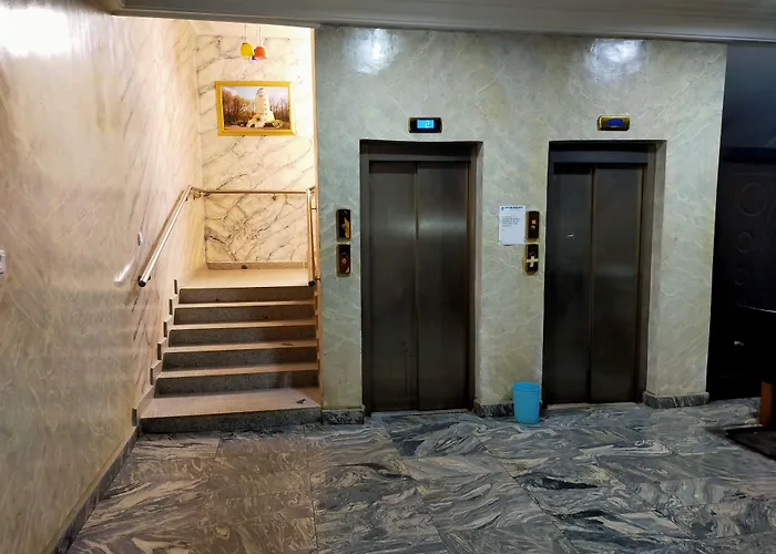 3 star hotel: Laps New World Hotel