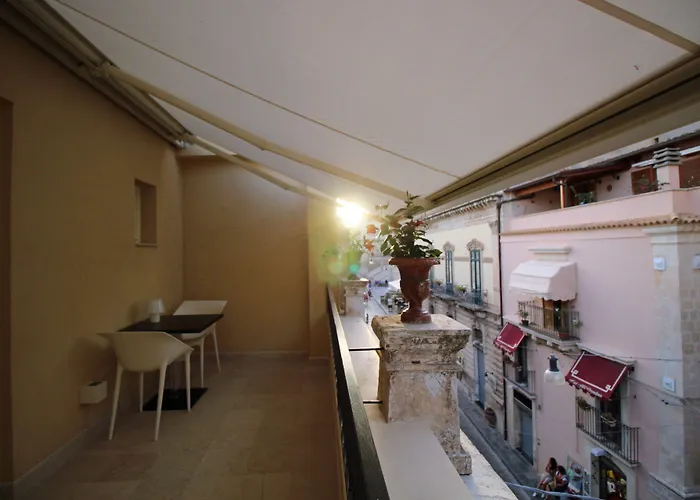 Hotel Porta Reale