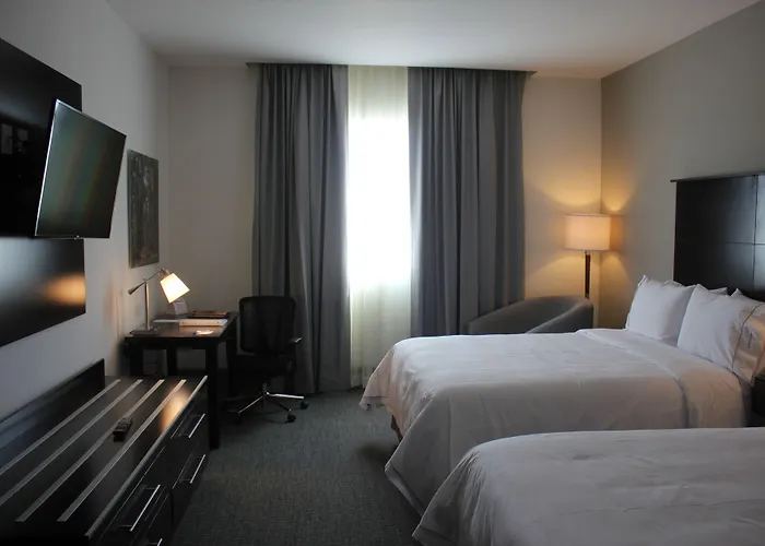 Holiday Inn Express & Suites Silao Aeropuerto Terminal By Ihg