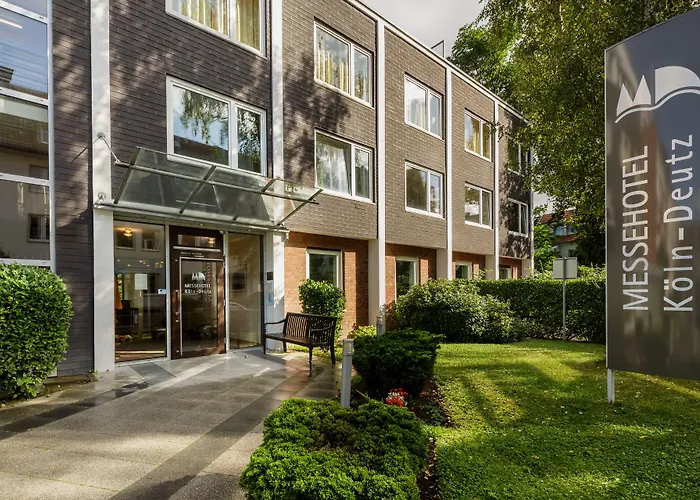 Hotel with Tennis: Messehotel Koeln-Deutz