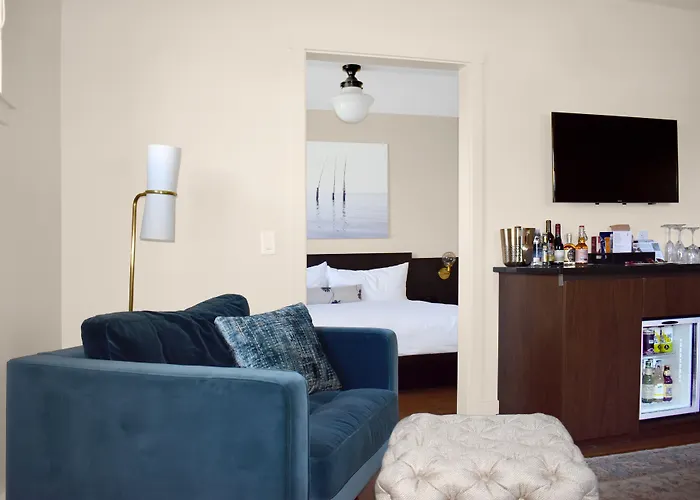 The Francis Hotel