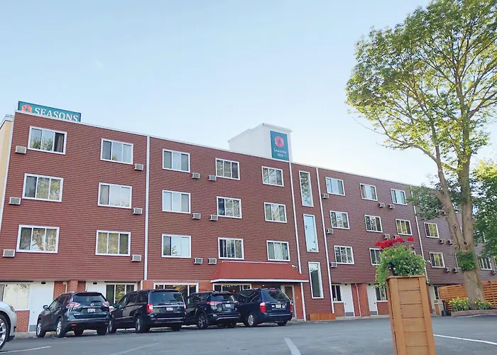 Hotel: Seasons Inn Halifax