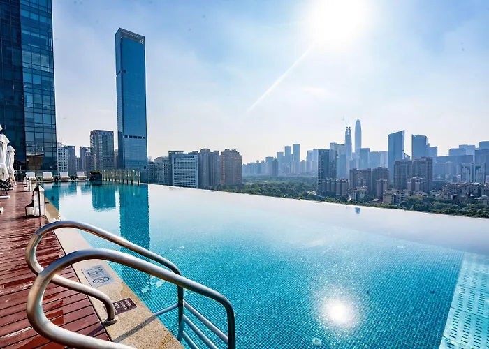 Apart hotel: Fraser Suites Shenzhen: Infinity Pool & Business Zone Convenience