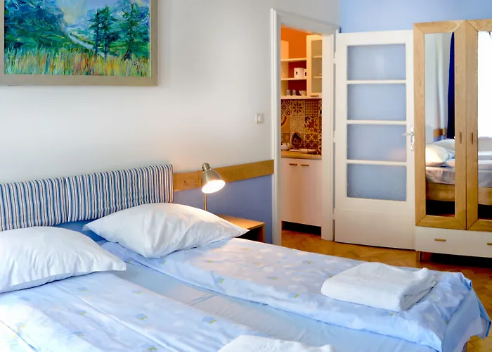 Casa de huéspedes: Cybulskiego Guest Rooms