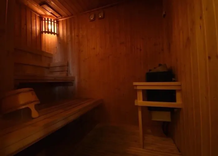 Hotel near College: Boonrumpa Accommodation