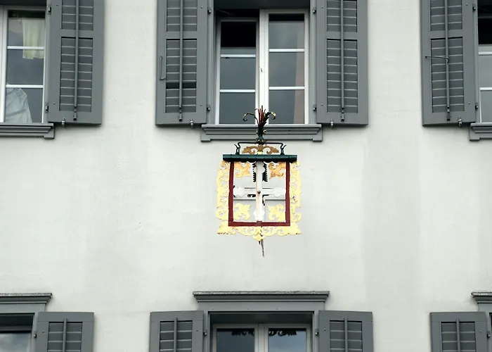 Farbhaus By Kreuz Sachseln