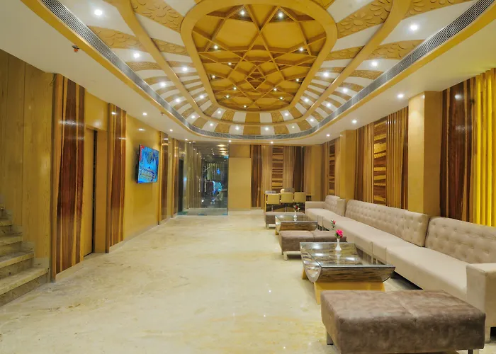 Gold Regency - 02 Mins From New Delhi Railway Station