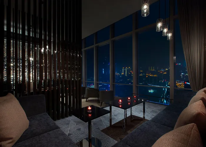 Niccolo Chongqing