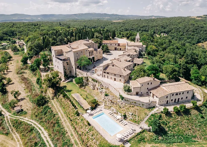 Pet Friendly hotel: Castello Di Titignano