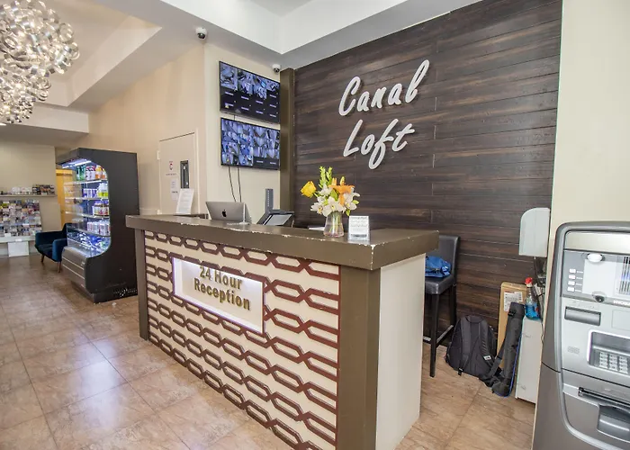 Logement: Canal Loft Hotel