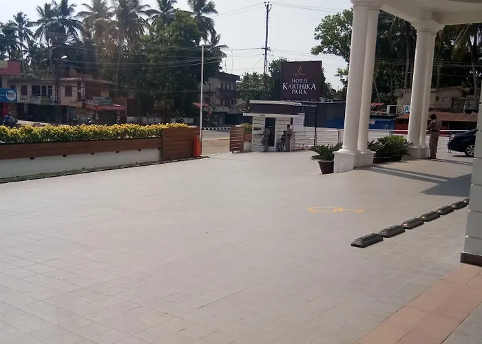 Hotel Karthika Park