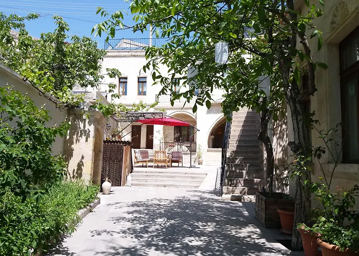 Hotel near College: Karadut Cave Hotel