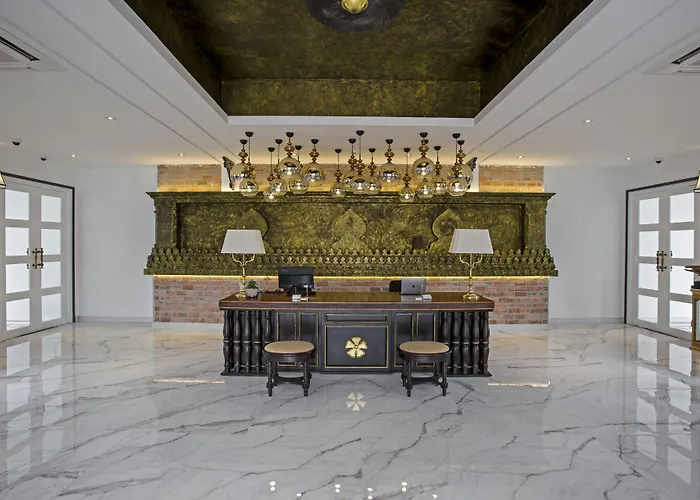 Le Thatluang D'Or Boutique Hotel
