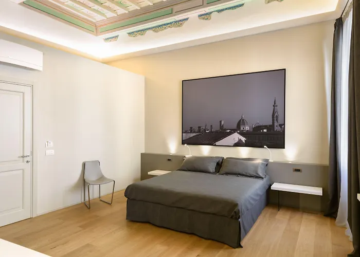 Palazzo Vasarri - Luxury design suites