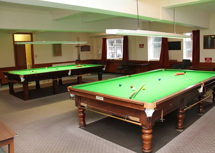 Ravenswood Social Club