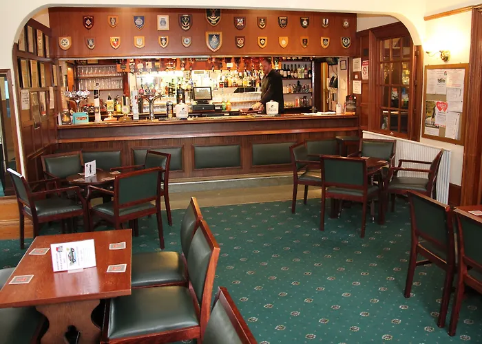 Ravenswood Social Club