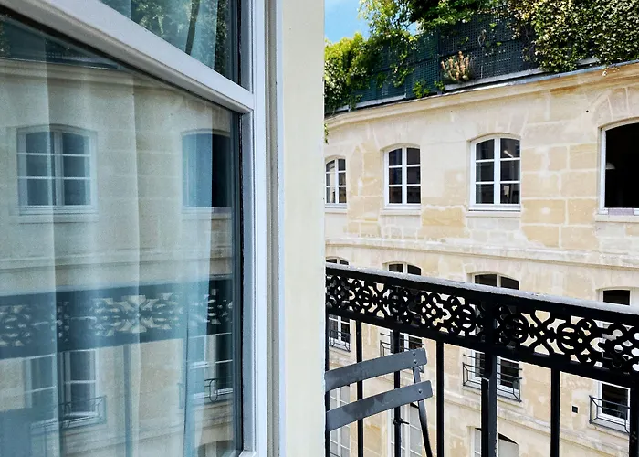Hôtel Bourg Tibourg