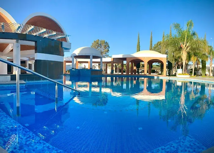 Pet Friendly hotel: Hotel Maria Dolores San Luis Potosi