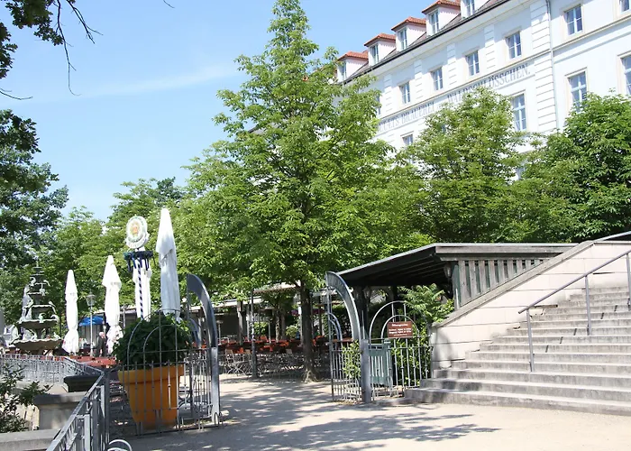 3 SterneHotel Am Waldschlösschen - Das Original
