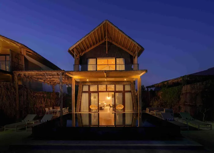 Anantara World Islands