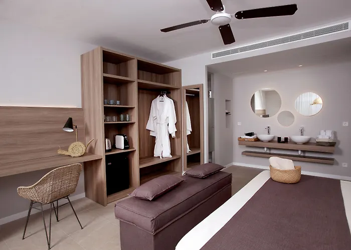 Eques Petit Resort