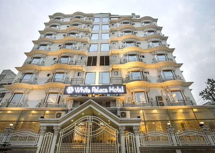 White Palace Hotel