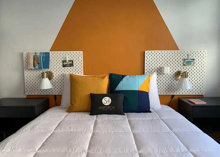 Santurcia Hostel (Adults Only)