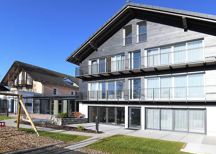 Family Hotel: Westside Hotel