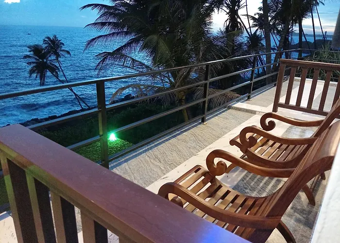 London Villa Secret Beach