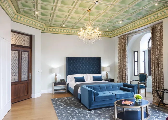 Itza Hotel Boutique Internacional